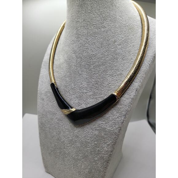 Vintage Gold Tone Collar Necklace w/ Black Enamel V Center - Picture 3 of 9